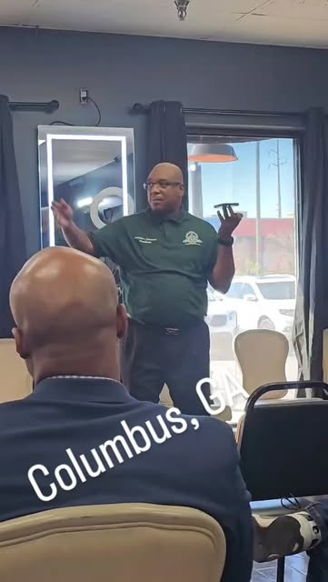 Johnnie teaching a credit class